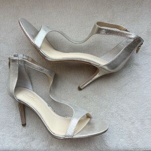 Vince Camuto Imagine Phoebe Metallic Gold Slim Heel Strappy Sandal Women 9.5 M